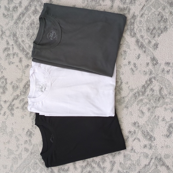 True Classic | Shirts | True Classic Tshirt 3 Pack | Poshmark
